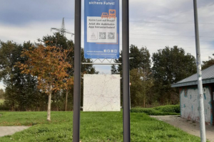 Stele Banner Stahl Edelstahl