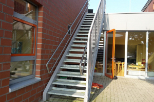 Treppe Handlauf Kindergarten